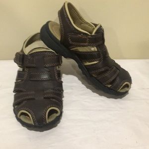 Carters kids Woven strap Sandal shoe hook & loop size 11 Toddler brown